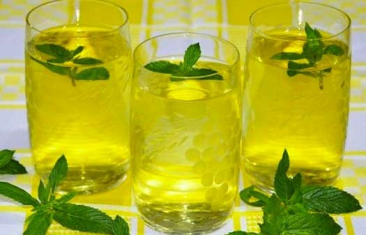 лимонено-ментова напитка