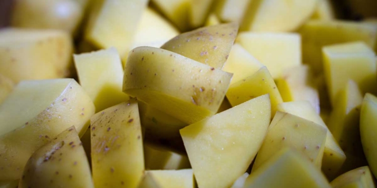 зелени картофи