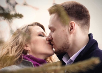 обичат истински